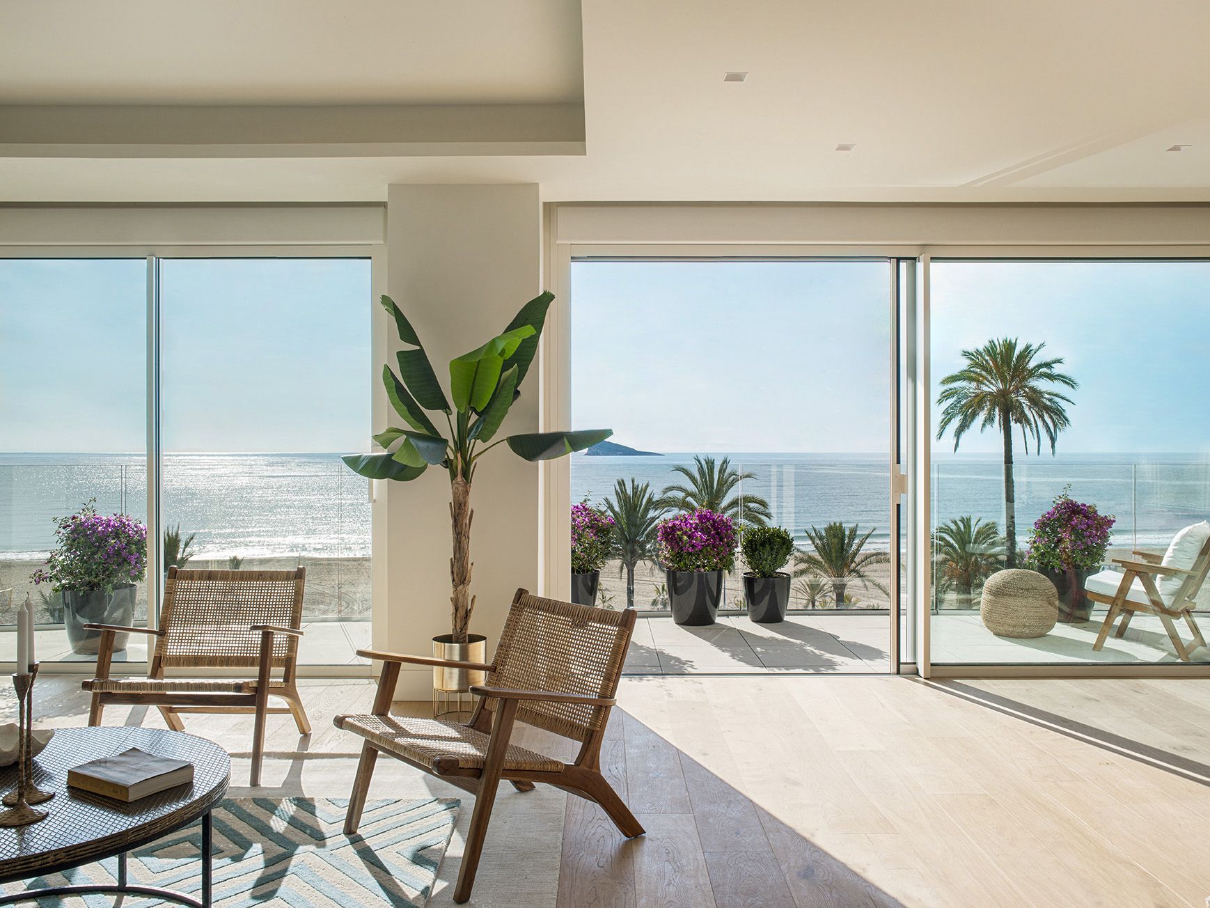 El edificio exclusivo Delfin Tower abre sus puertas con un evento experiencial en Benidorm
