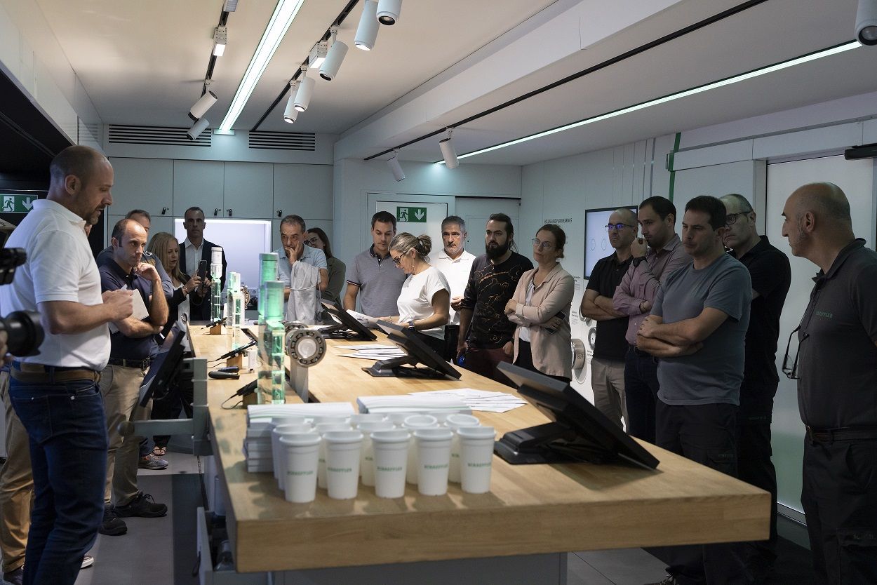 Schaeffler Lifetime Solutions muestra sus innovaciones en mantenimiento en una gira por Europa