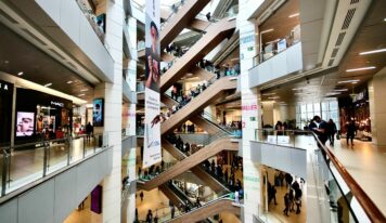 Manhattan Associates lanza un estudio de referencia sobre comercio unificado para el sector minorista especializado