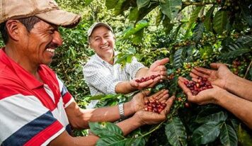Oikocredit apuesta por la capacitación para asegurar el futuro del sector cafetero