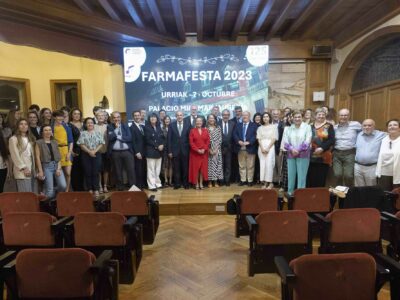 El Colegio de Farmacéuticos de Gipuzkoa arranca su 125 aniversario con un multitudinario acto en el Palacio Miramar de San Sebastián