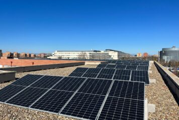 Isla Solar instala paneles solares en el IES Jimena Menéndez Pidal de Fuenlabrada