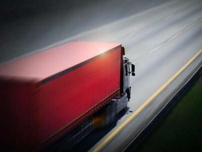 Top Courier impulsa la eficiencia en el transporte nacional con estrategias innovadoras