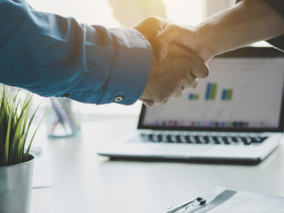 elalquilador.com cierra un año de éxito con más de 2.000 pedidos y lanza nuevo proyecto: elgestionador.com