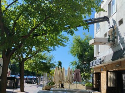 Top Courier impulsa la eficiencia en proyectos con su avanzada flota de camiones grúa