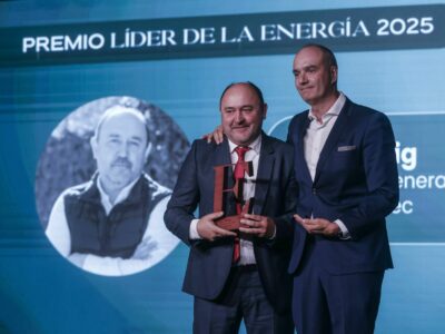 Fidel Roig, CEO de Valfortec, y À Punt premiados por Avaesen en su IV congreso Energy Revolution