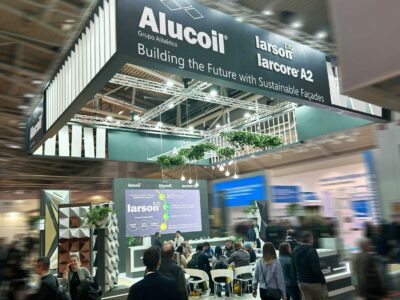 ALUCOIL lanza al mercado su nueva gama evolucionada y sostenible de paneles composite, larson® EVO