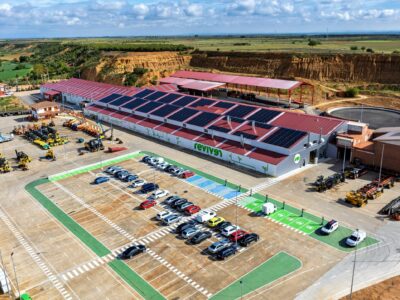 Así es montar 1.334 placas solares con Solar360: «cercano, cómodo y económico»