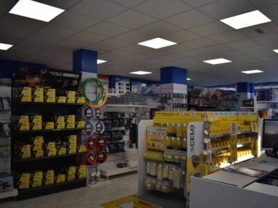 Manalux celebra su 41º aniversario como referente en el sector del material eléctrico