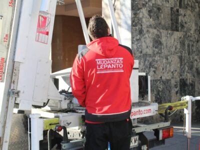 Mudanzas Lepanto supera las 100 mudanzas realizadas este año en Terrassa