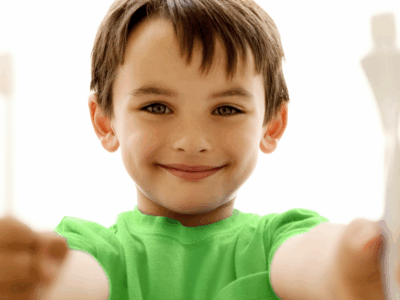 Fluocaril: cómo lograr que la hora de lavarse los dientes sea divertida y eficaz para los hijos