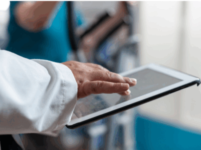 La digitalización en hospitales optimiza el trabajo de los profesionales sanitarios y mejora la eficiencia asistencial
