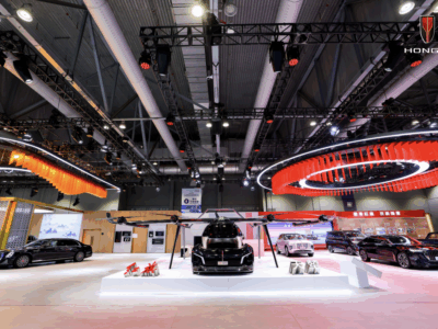 Cuando el Girasol Dorado se encuentra con la Bauhinia: HONGQI presenta el lujo oriental en la Exposición Internacional de Automoción y Cadena de Suministro 2025 (Hong Kong)