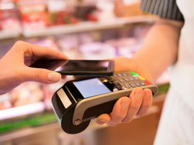 Los supermercados se preparan con el satélite para no volver a quedarse a oscuras y sin servicios