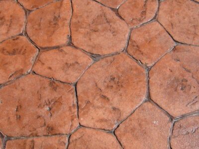 PAVEX explica qué es el hormigón impreso, cómo se aplica y por qué elegirlo