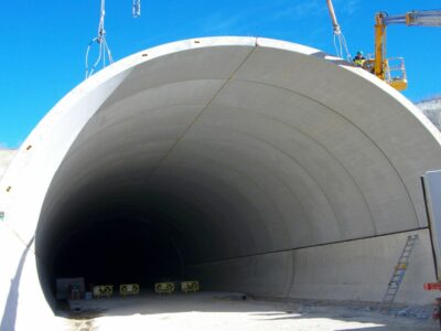 El consumo de prefabricados de hormigón cae un tres por ciento hasta abril, según Andece