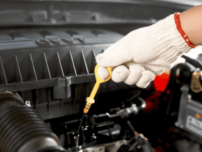 Talleres Murillo destaca la importancia del cambio de aceite en el cuidado del motor del coche