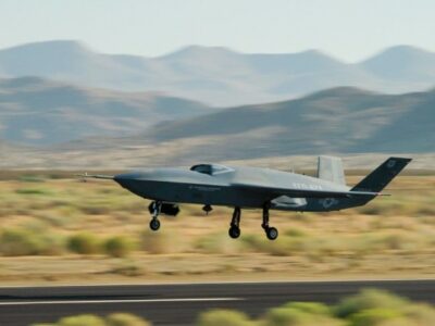 GA-ASI marca otro hito en la aviación con las pruebas de vuelo del YFQ-42A CCA