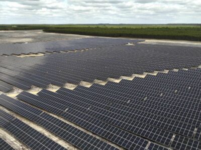 Ijes Solar construye una planta fotovoltaica de 45,5 MW al sur de Francia junto a Total Energies