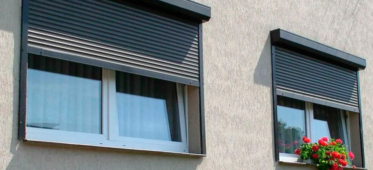 ¿Cuánto cuesta arreglar una persiana? Fallos que puedes solucionar gratis y cuándo es necesario el persianista