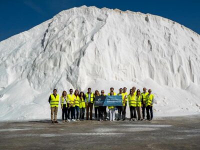 El MAPA visita las salinas de Santa Pola junto a SALIMAR para conocer el sector de la sal marina ecológica
