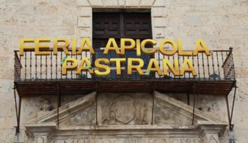 Pastrana cierra una gran Feria Apícola