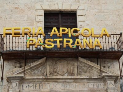 Pastrana cierra una gran Feria Apícola