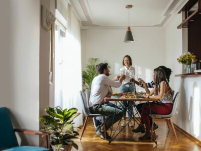 Comer pescados y mariscos produce felicidad, según Pesca España