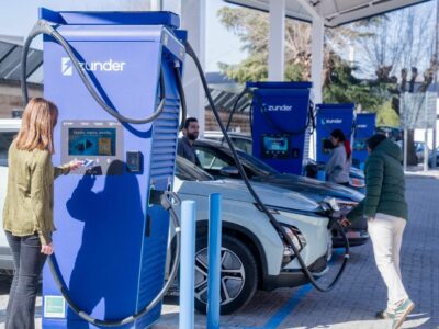 El 71% de usuarios usará su vehículo eléctrico en Semana Santa ante el incremento del combustible