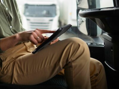 TOP Courier explica cómo reducir los costes de transporte empresarial sin afectar la calidad del servicio en un contexto de alta actividad logística