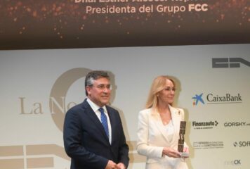 Esther Alcocer Koplowitz recibe el Premio de Honor de la CNC a toda su trayectoria profesional