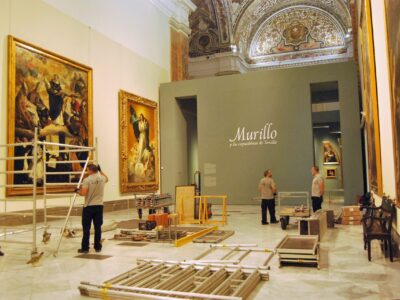 Amado Miguel profesionaliza el transporte de obras de arte y material expositivo en Sevilla