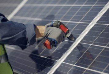 Instalar placas solares en 2026: ahorro energético, incentivos fiscales y asesoramiento especializado mantienen atractiva la inversión