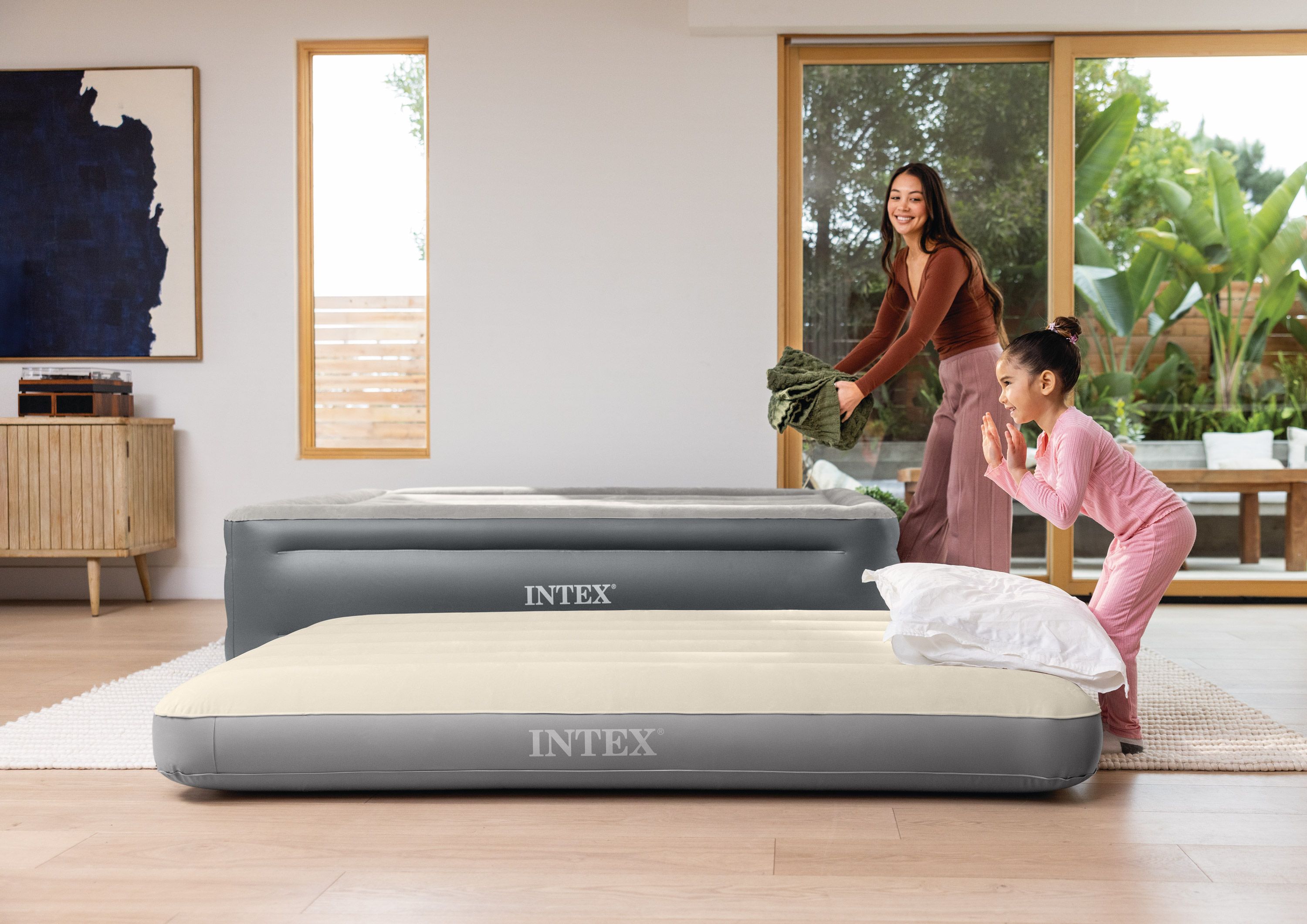 El descanso se reinventa: camas y mobiliario hinchable para cada necesidad con INTEX