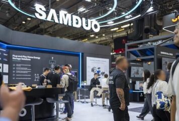 Un nuevo planteamiento para el almacenamiento de energía del hogar teniendo en cuenta sus necesidades reales: SAMDUO en Solar & Storage Live UK
