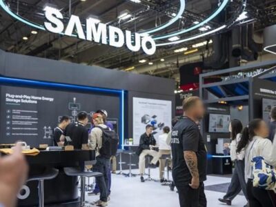 Un nuevo planteamiento para el almacenamiento de energía del hogar teniendo en cuenta sus necesidades reales: SAMDUO en Solar & Storage Live UK